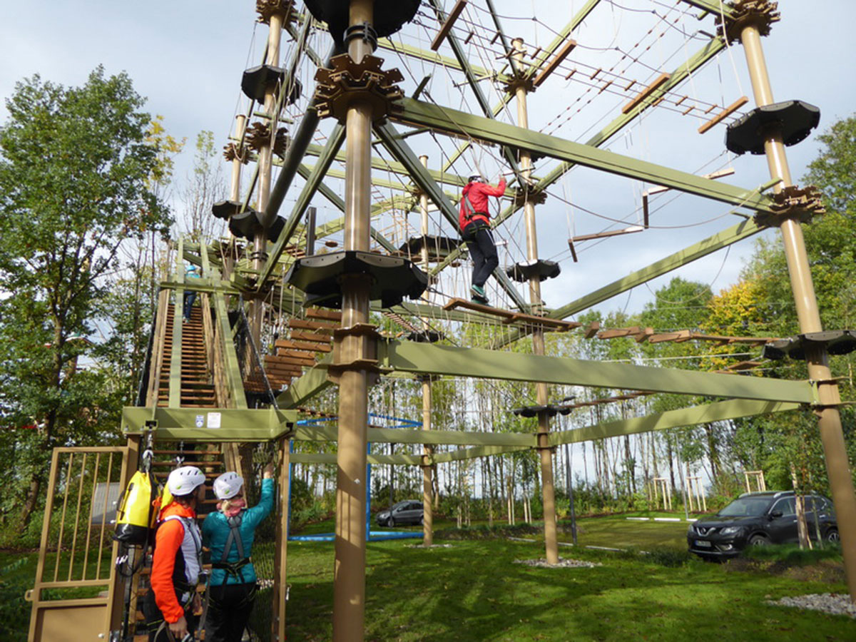 Instalaciones de entretenimiento al aire libre escalada en red de cuerdas (4)