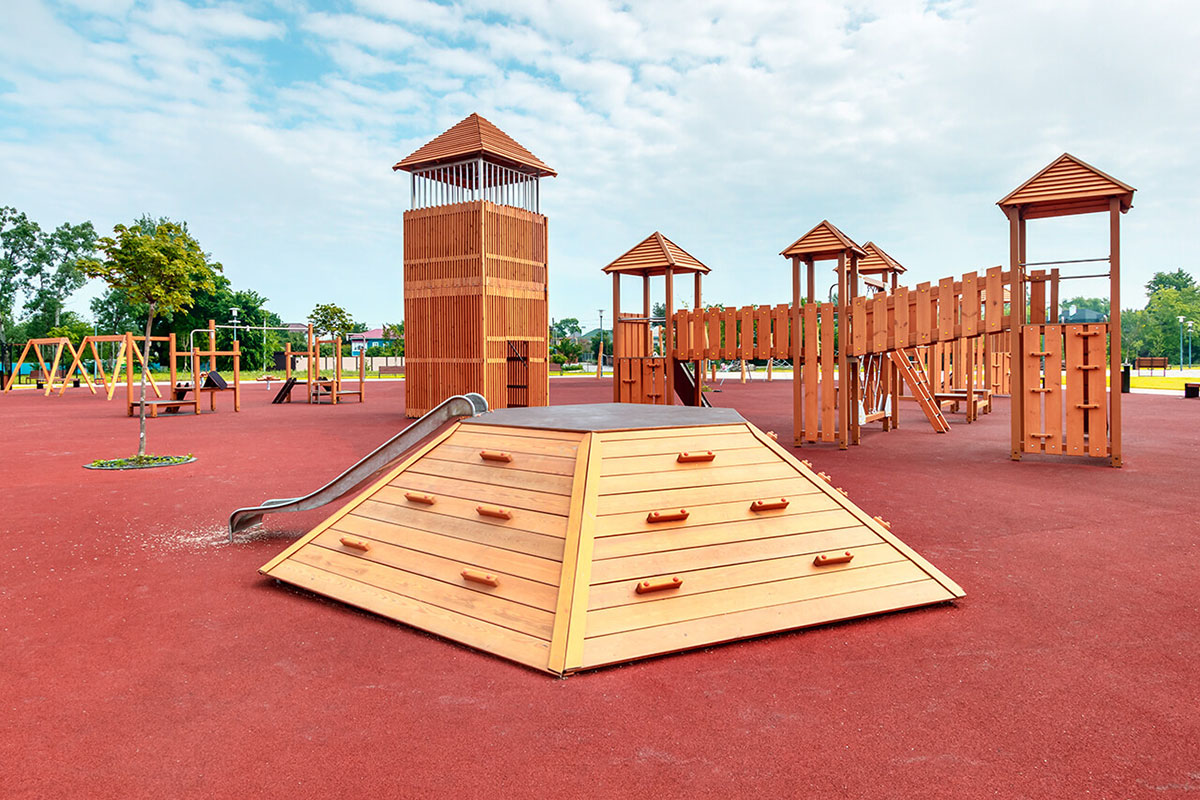 superficie de seguridad para parques infantiles de EPDM vertida in situ (6)