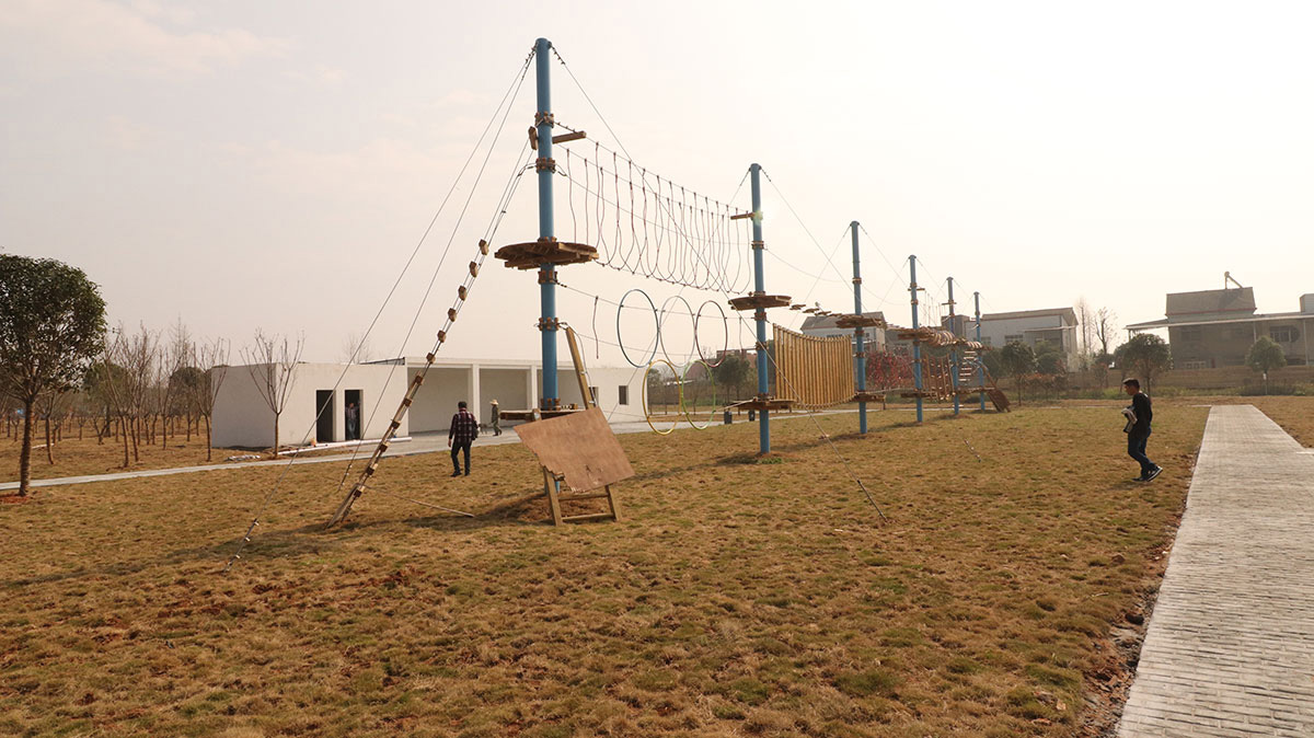 Instalaciones de entretenimiento al aire libre escalada con red de cuerda (1)