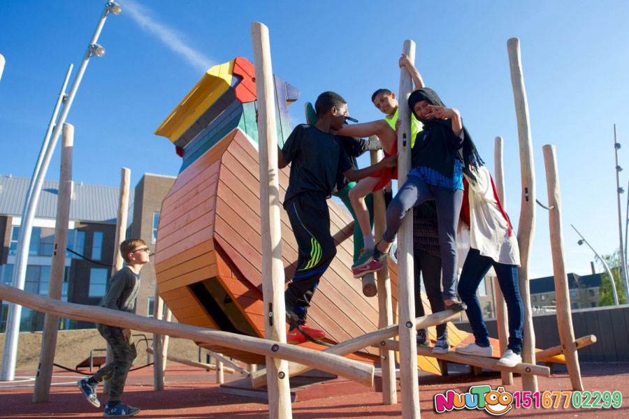 ¿A cuánto asciende la inversión en un parque infantil?