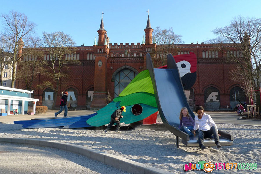 Equipamiento paraíso infantil + tobogán para loros + maletín de juegos exterior (8)