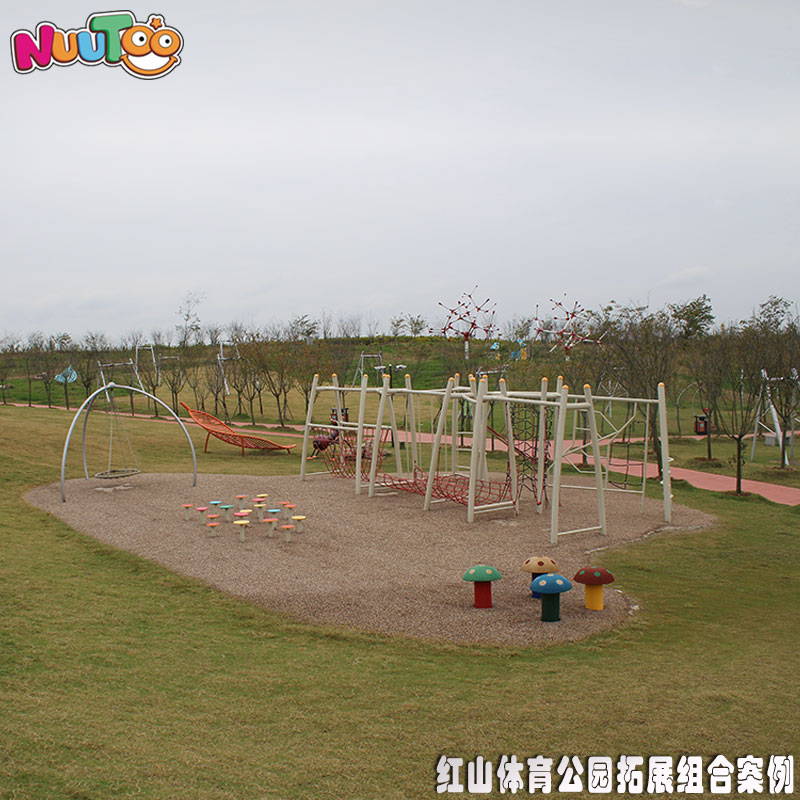 Instalaciones de expansión al aire libre para niños