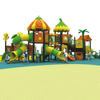 Diapositiva para el patio infantil preparado para la aventura con diseño de bosques