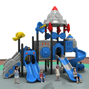 Diapositivas seguras de juegos con diseños de cohetes para patio de recreo al aire libre