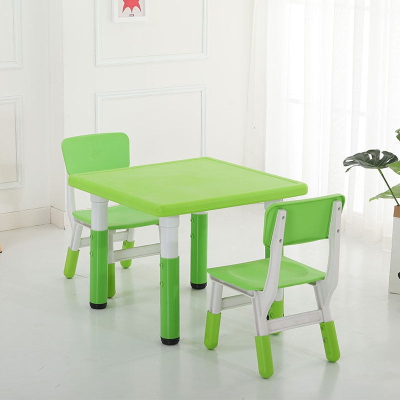Mesa elevable cuadrada de plástico (2)