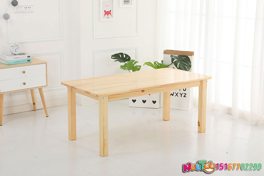 ¿Qué tipo de mesa y silla infantil se mantienen bien?Considerar